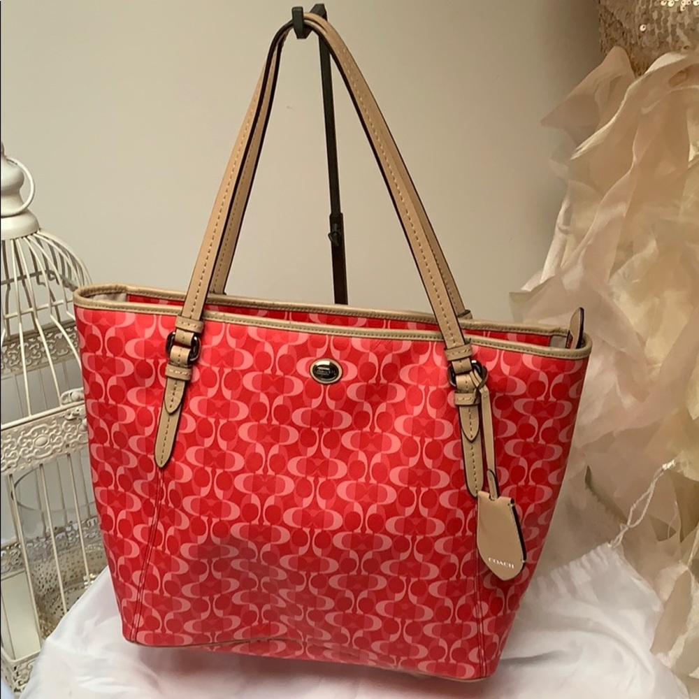 Coach tote - Picture 2 of 5